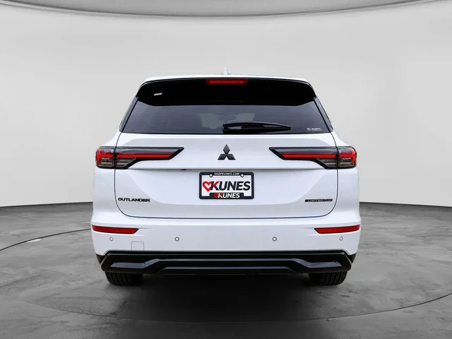 Nuevos MITSUBISHI OUTLANDER à Estados chez autogozo
