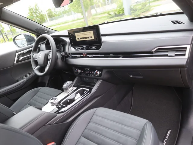 Nuevos MITSUBISHI OUTLANDER à Estados chez autogozo