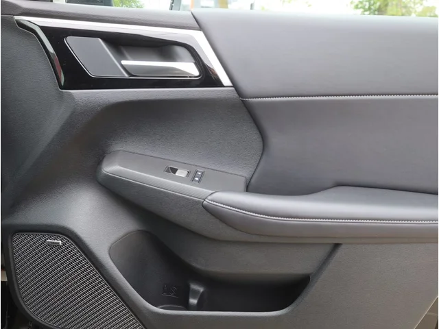 Nuevos MITSUBISHI OUTLANDER à Estados chez autogozo