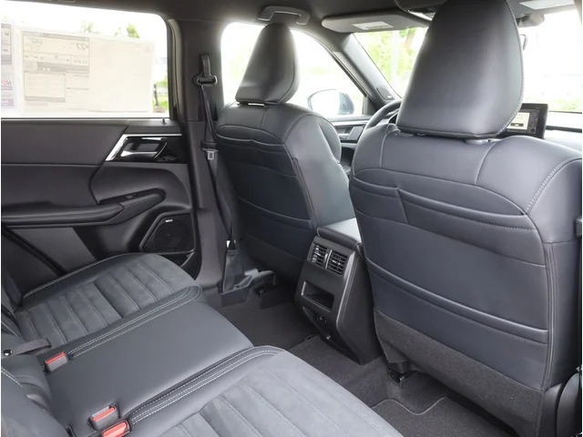 Nuevos MITSUBISHI OUTLANDER à Estados chez autogozo