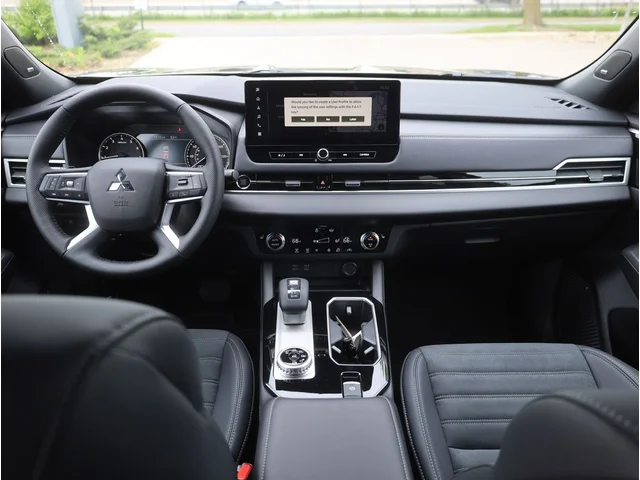 Nuevos MITSUBISHI OUTLANDER à Estados chez autogozo