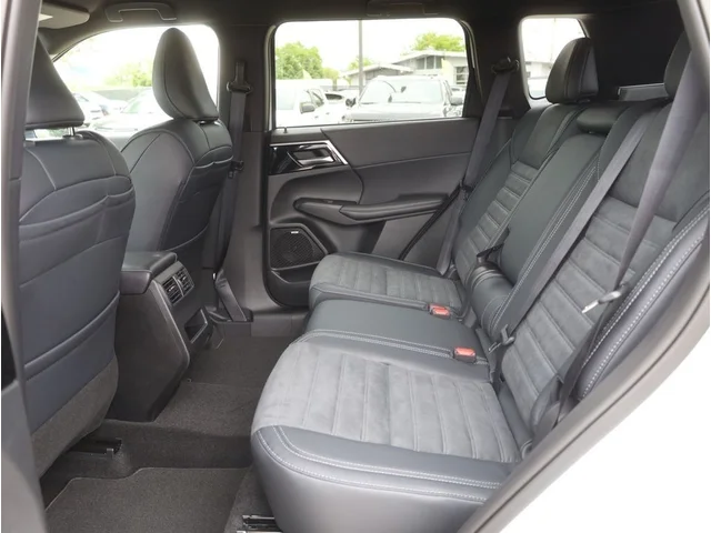 Nuevos MITSUBISHI OUTLANDER à Estados chez autogozo