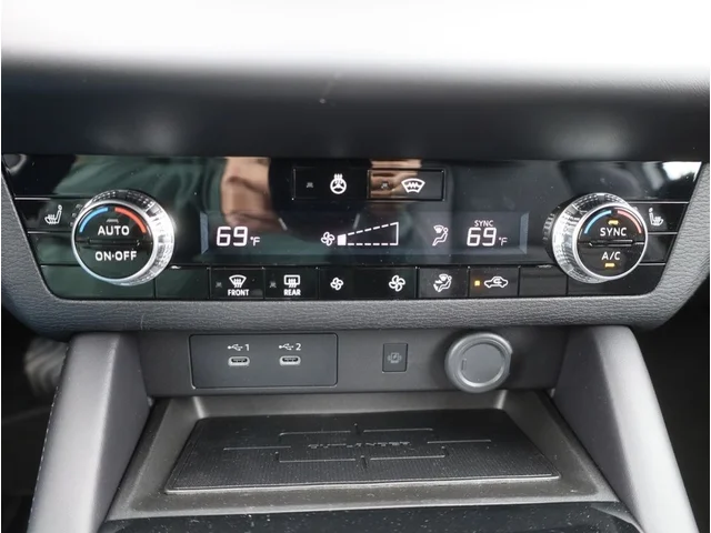 Nuevos MITSUBISHI OUTLANDER à Estados chez autogozo