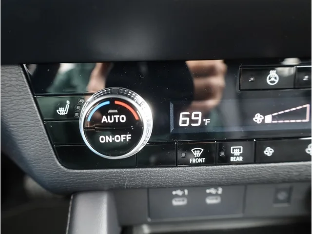 Nuevos MITSUBISHI OUTLANDER à Estados chez autogozo