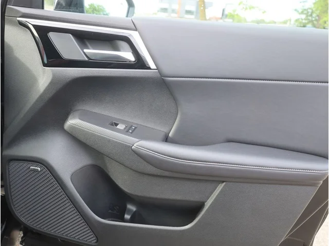 Nuevos MITSUBISHI OUTLANDER à Estados chez autogozo
