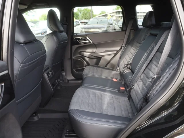 Nuevos MITSUBISHI OUTLANDER à Estados chez autogozo