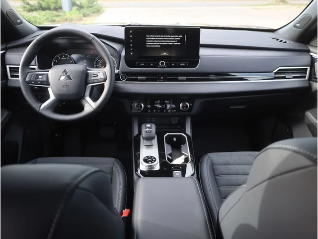 Nuevos MITSUBISHI OUTLANDER à Estados chez autogozo