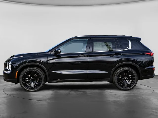 Nuevos MITSUBISHI OUTLANDER à Estados chez autogozo