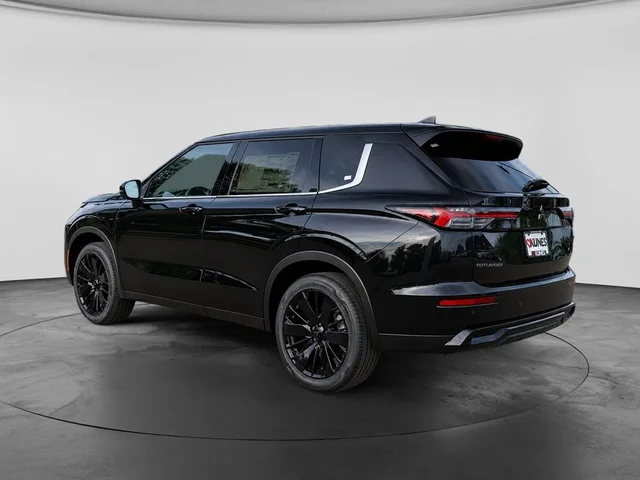 Nuevos MITSUBISHI OUTLANDER à Estados chez autogozo