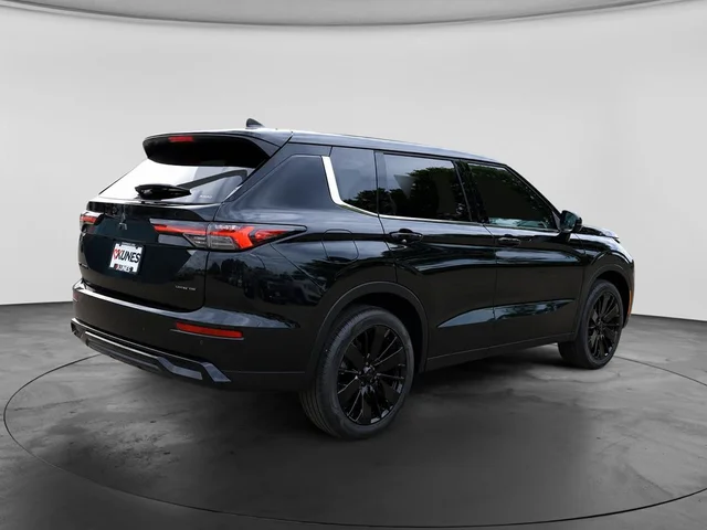 Nuevos MITSUBISHI OUTLANDER à Estados chez autogozo