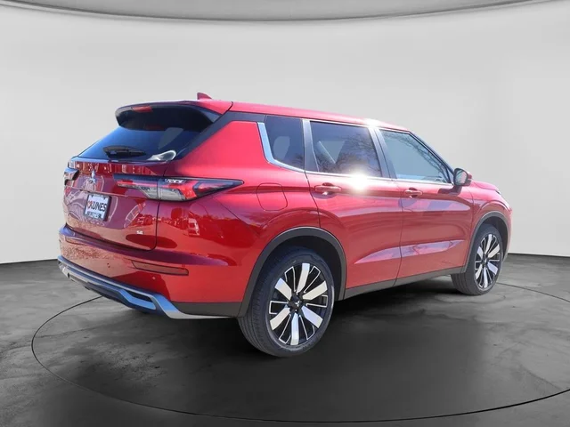 Nuevos MITSUBISHI OUTLANDER à Estados chez autogozo