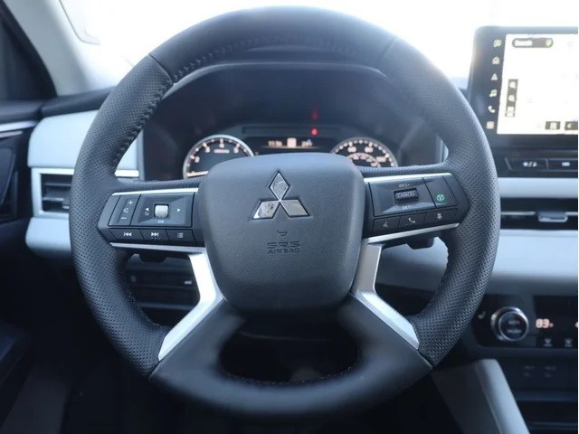 Nuevos MITSUBISHI OUTLANDER à Estados chez autogozo