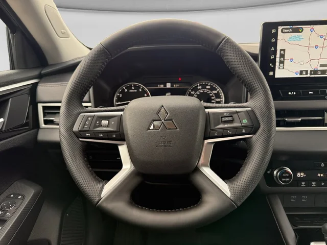 Nuevos MITSUBISHI OUTLANDER à Estados chez autogozo