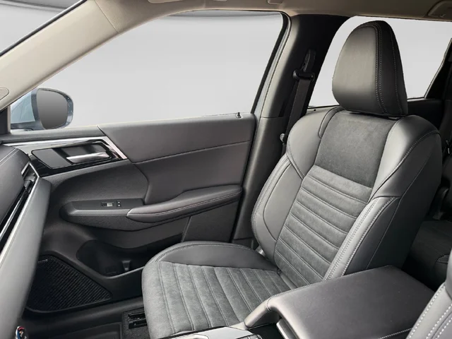 Nuevos MITSUBISHI OUTLANDER à Estados chez autogozo