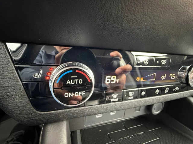 Nuevos MITSUBISHI OUTLANDER à Estados chez autogozo