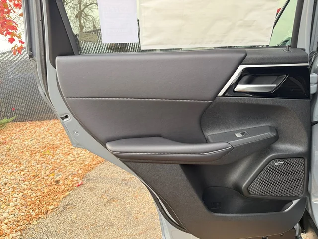 Nuevos MITSUBISHI OUTLANDER à Estados chez autogozo