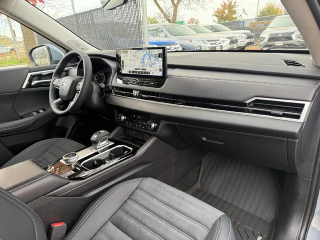 Nuevos MITSUBISHI OUTLANDER à Estados chez autogozo