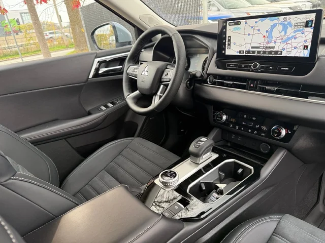 Nuevos MITSUBISHI OUTLANDER à Estados chez autogozo