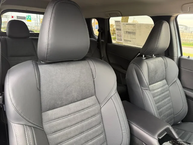 Nuevos MITSUBISHI OUTLANDER à Estados chez autogozo