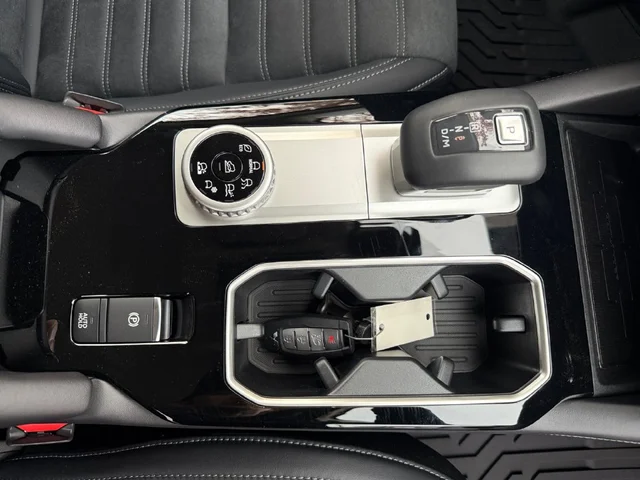 Nuevos MITSUBISHI OUTLANDER à Estados chez autogozo