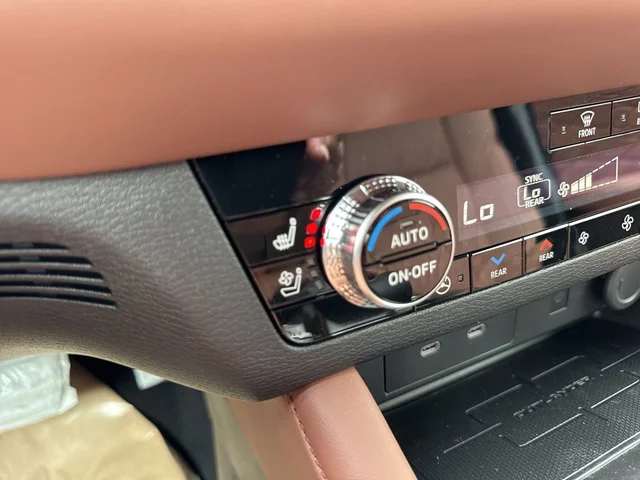 Nuevos MITSUBISHI OUTLANDER à Estados chez autogozo