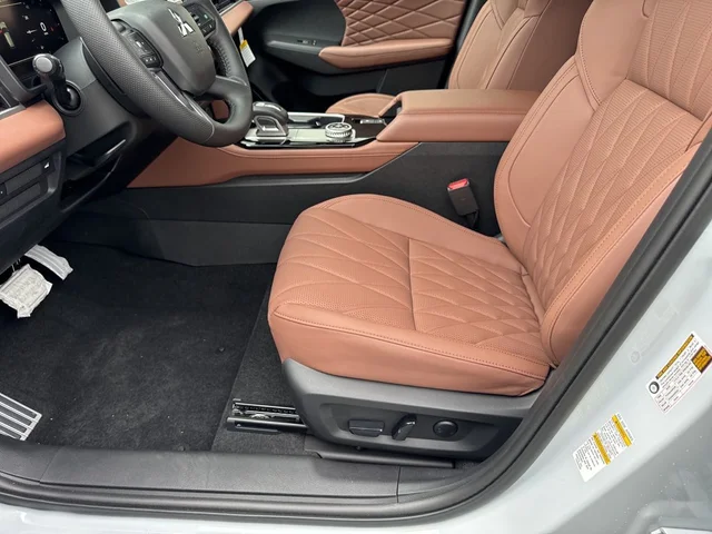 Nuevos MITSUBISHI OUTLANDER à Estados chez autogozo