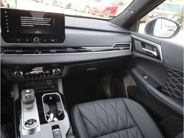 Nuevos MITSUBISHI OUTLANDER à Estados chez autogozo