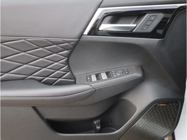 Nuevos MITSUBISHI OUTLANDER à Estados chez autogozo