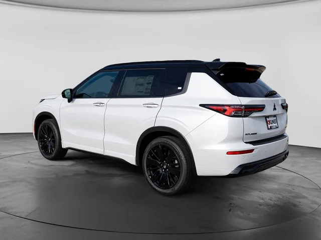 Nuevos MITSUBISHI OUTLANDER à Estados chez autogozo