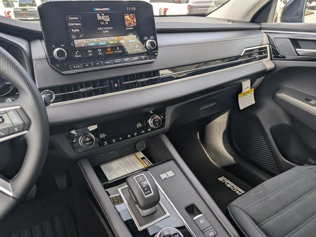 Nuevos NISSAN ROGUE PLUG-IN HYBRID à Estados chez autogozo