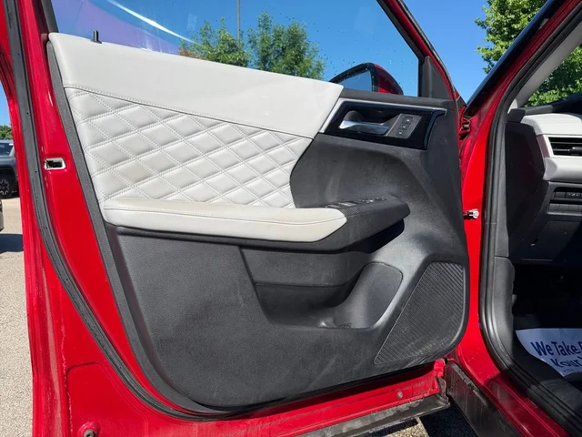 SEMINUEVOS MITSUBISHI Outlander PHEV a Estados en autogozo