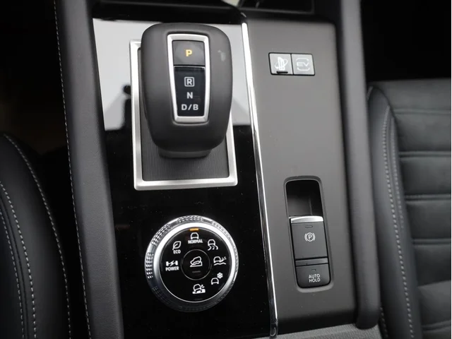 Nuevos MITSUBISHI OUTLANDER PHEV à Estados chez autogozo