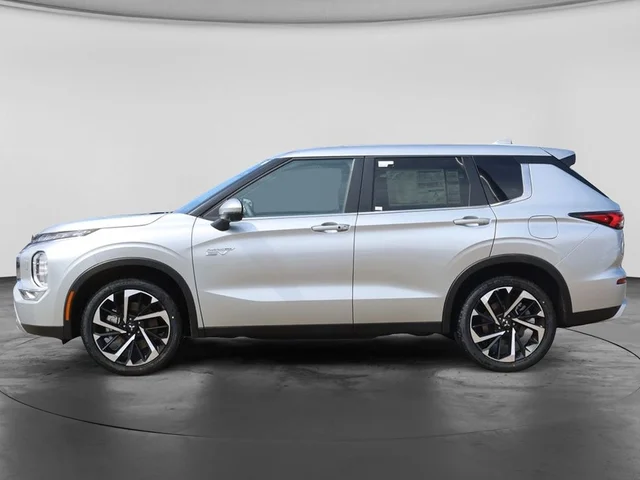 Nuevos MITSUBISHI OUTLANDER PHEV à Estados chez autogozo