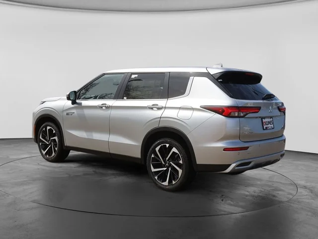 Nuevos MITSUBISHI OUTLANDER PHEV à Estados chez autogozo