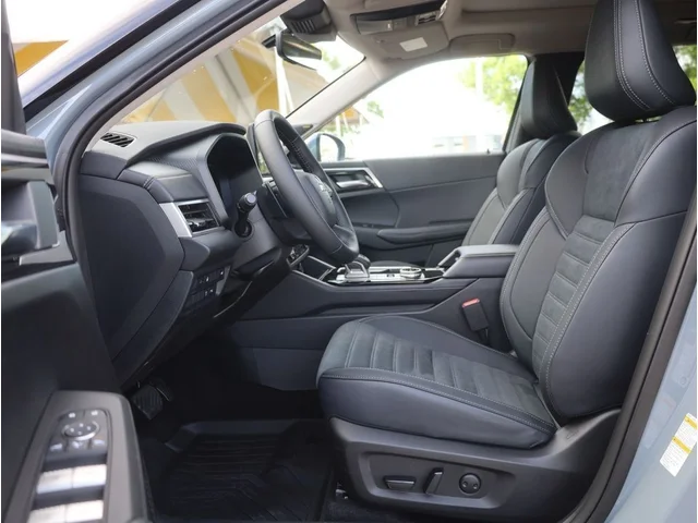 Nuevos MITSUBISHI OUTLANDER PHEV à Estados chez autogozo
