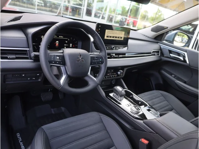 Nuevos MITSUBISHI OUTLANDER PHEV à Estados chez autogozo