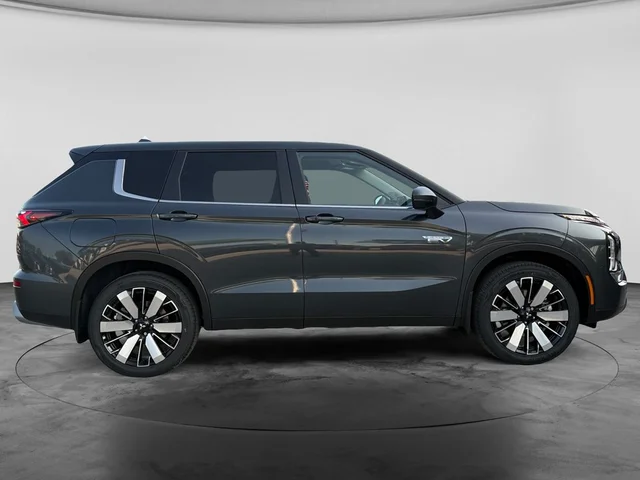 Nuevos MITSUBISHI OUTLANDER PHEV à Estados chez autogozo