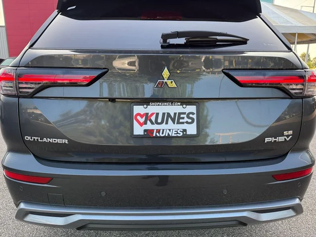 Nuevos MITSUBISHI OUTLANDER PHEV à Estados chez autogozo