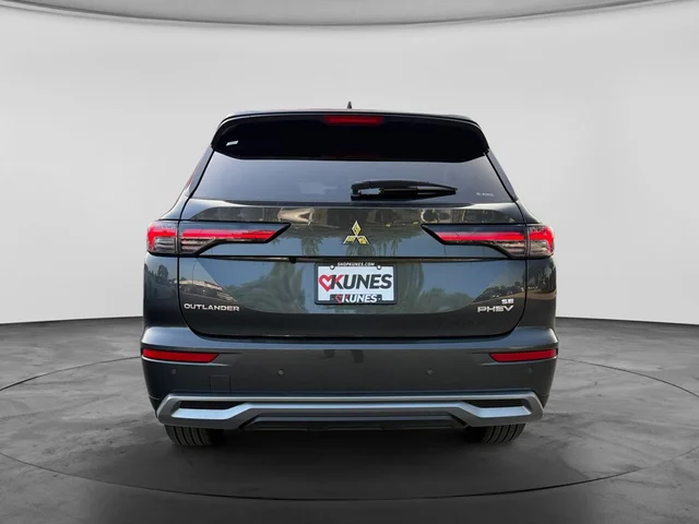 Nuevos MITSUBISHI OUTLANDER PHEV à Estados chez autogozo
