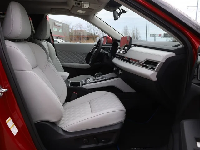 Nuevos MITSUBISHI OUTLANDER PHEV à Estados chez autogozo