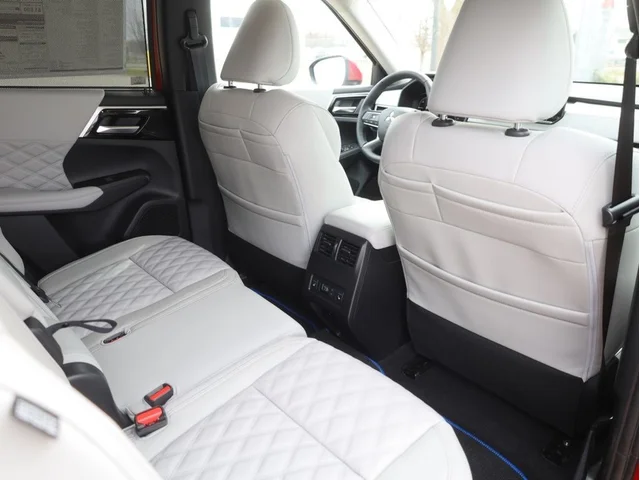 Nuevos MITSUBISHI OUTLANDER PHEV à Estados chez autogozo