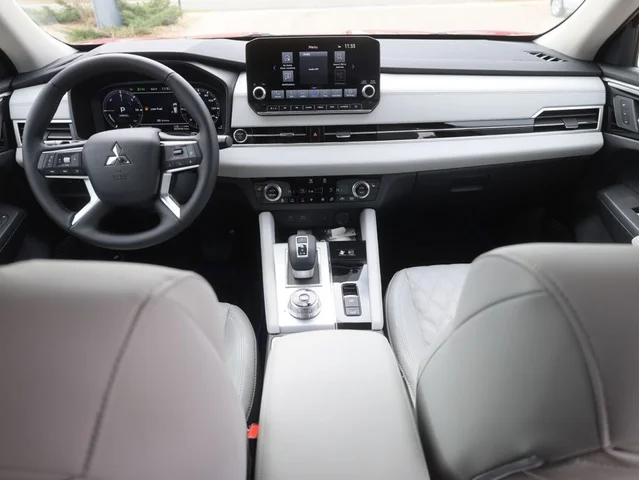 Nuevos MITSUBISHI OUTLANDER PHEV à Estados chez autogozo