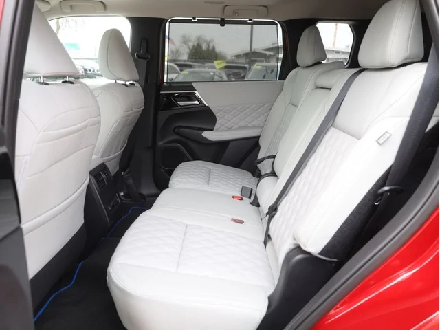 Nuevos MITSUBISHI OUTLANDER PHEV à Estados chez autogozo