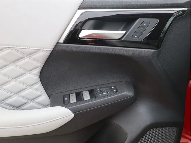Nuevos MITSUBISHI OUTLANDER PHEV à Estados chez autogozo