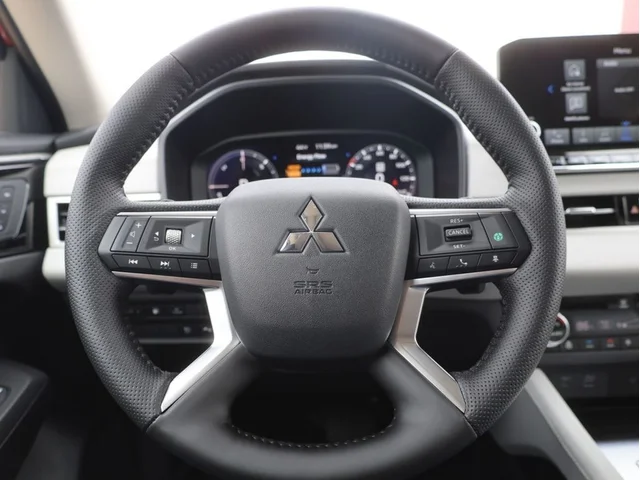 Nuevos MITSUBISHI OUTLANDER PHEV à Estados chez autogozo
