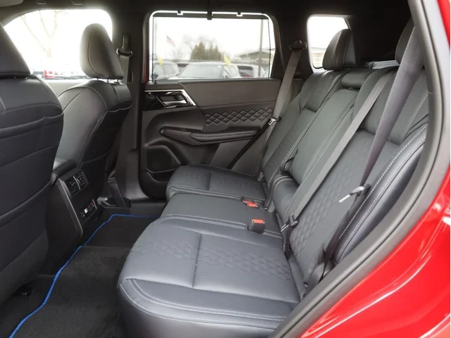 Nuevos MITSUBISHI OUTLANDER PHEV à Estados chez autogozo