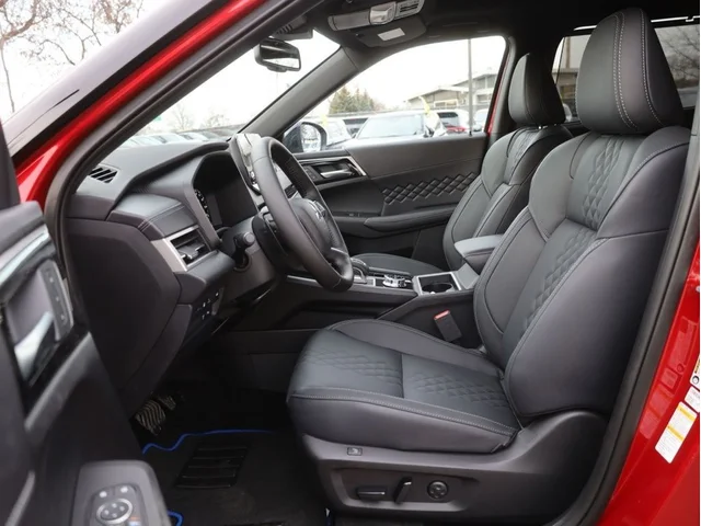 Nuevos MITSUBISHI OUTLANDER PHEV à Estados chez autogozo