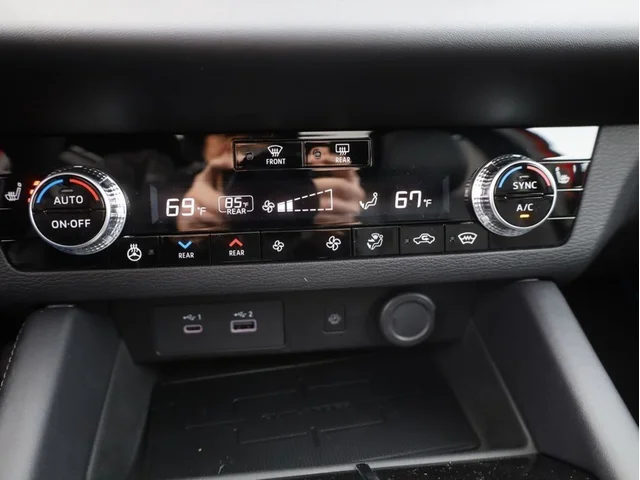 Nuevos MITSUBISHI OUTLANDER PHEV à Estados chez autogozo