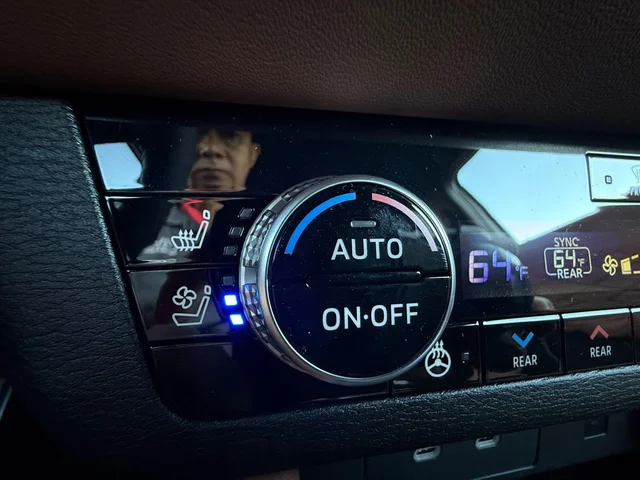 Nuevos MITSUBISHI OUTLANDER PHEV à Estados chez autogozo
