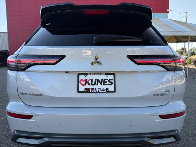 Nuevos MITSUBISHI OUTLANDER PHEV à Estados chez autogozo